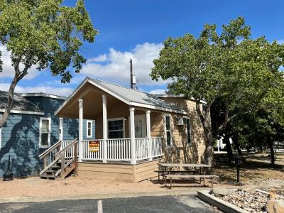 Photo 3 of 14 of home located at 131 Rueckle Rd New Braunfels, TX 78130