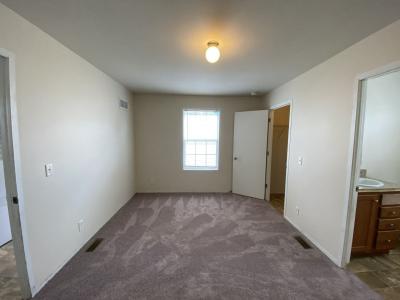 Photo 5 of 10 of home located at 906 Cour Retta Warren, MI 48091