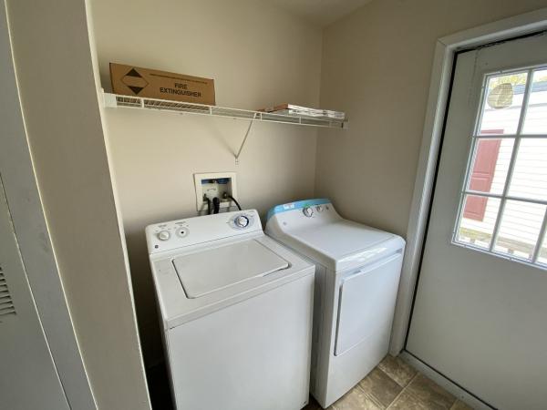 2010 Crest Mobile Home