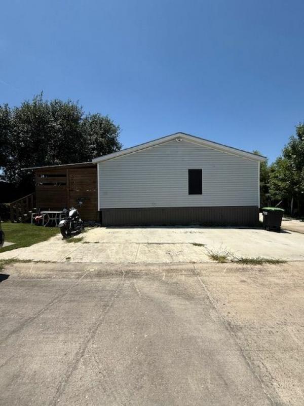 2005 FLEETWOOD HOMES OF TX INC Festival 4564F Mobile Home