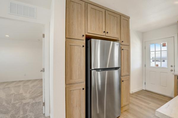 2025 Clayton-Redwood Falls  Home