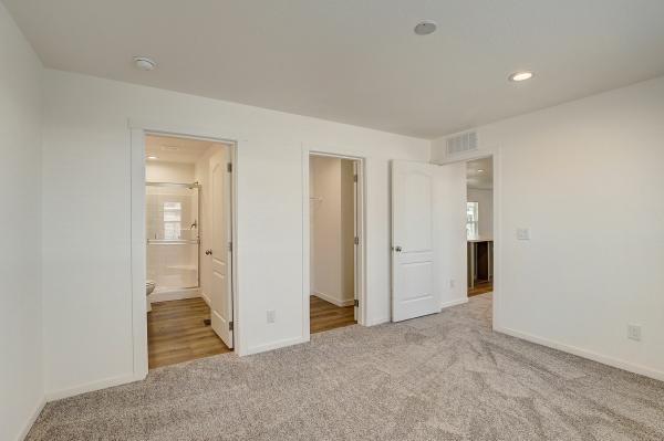 2025 Clayton-Redwood Falls  Home