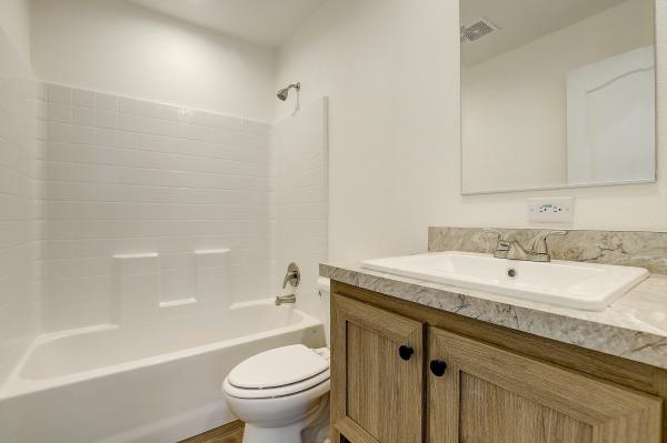 2025 Clayton-Redwood Falls  Home