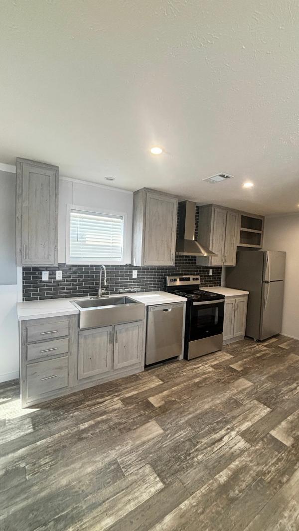 2025 Cavco Ind Value Premier Mobile Home