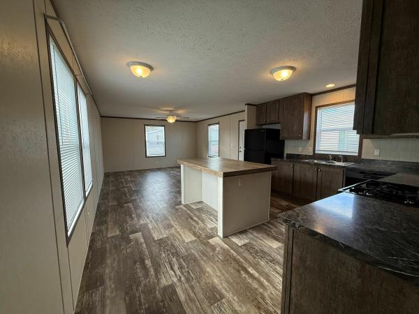 2022 Clayton - Wakarusa Mobile Home