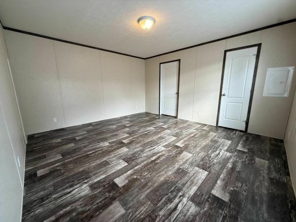 2022 Clayton - Wakarusa Mobile Home