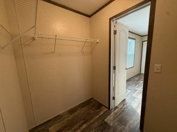 2022 Clayton - Wakarusa Mobile Home