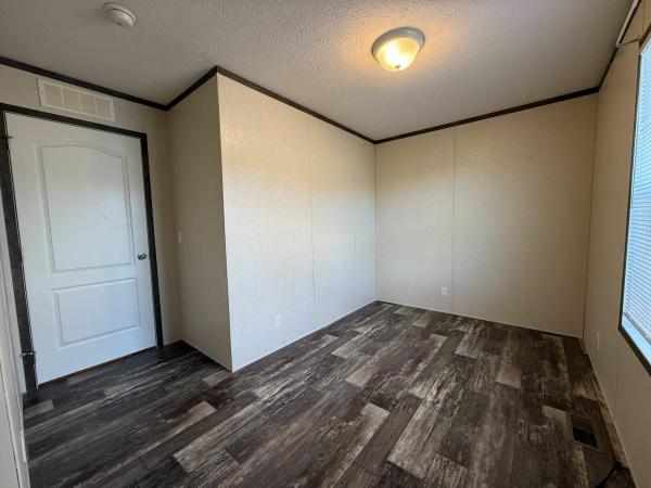 2022 Clayton - Wakarusa Mobile Home