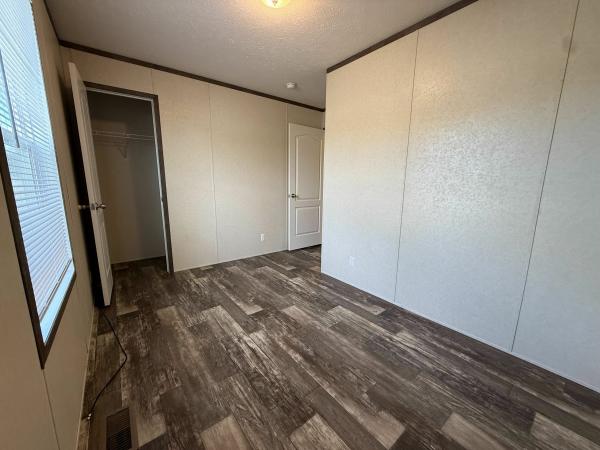 2022 Clayton - Wakarusa Mobile Home