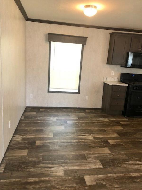 2021 Eagle River 28 LC-52J731  Home