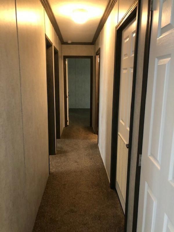 2021 Eagle River 28 LC-52J731  Home