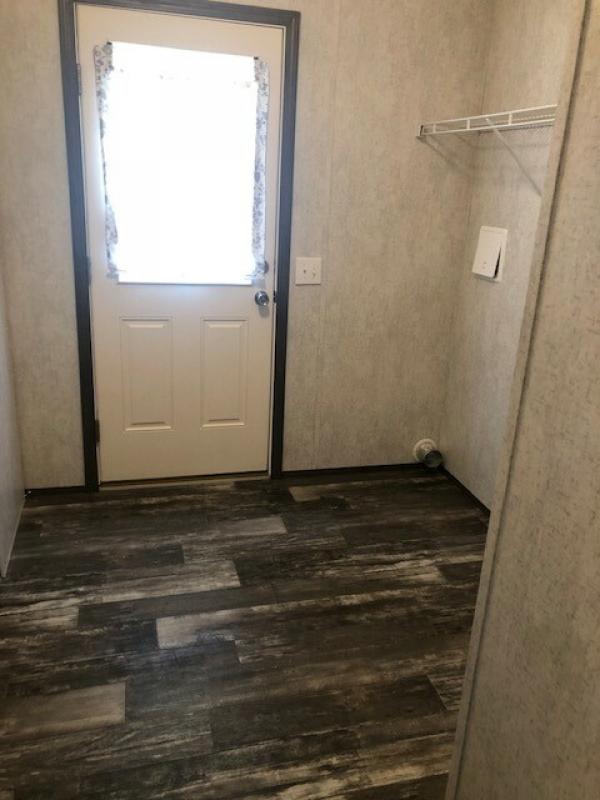 2021 Eagle River 28 LC-52J731  Home