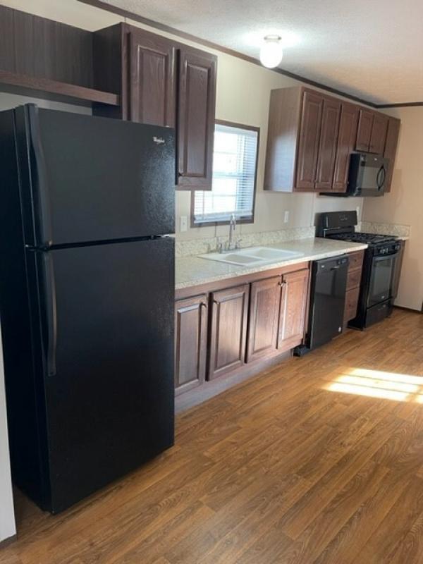 2016 Eagle River 186 Mobile Home For Rent