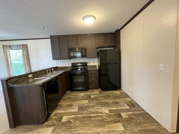 2021 Clayton Mobile Home For Sale