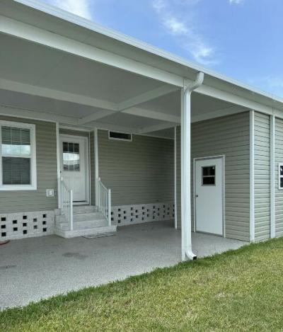 Photo 4 of 12 of home located at 2692 NE Highway 70 Lot 136 Arcadia, FL 34266