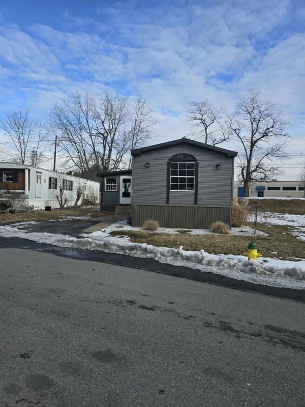 2000 Redman Mobile Home For Sale