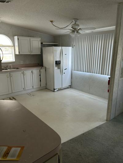 Photo 5 of 14 of home located at 7306 Woodland Drive Brooksville, FL 34601
