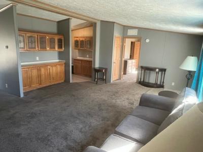 Photo 3 of 11 of home located at 426 Pin Oak Circle Elyria, OH 44035