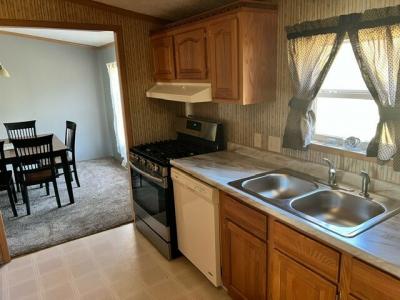 Photo 4 of 11 of home located at 426 Pin Oak Circle Elyria, OH 44035