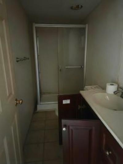 Photo 5 of 9 of home located at 320 Ashwood Avenue Elyria, OH 44035