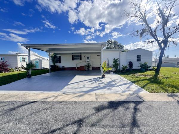 1998 Home of Merit Mobile Home For Sale