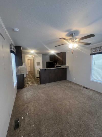 Photo 3 of 16 of home located at 534 E 37th Ave #614 Hobart, IN 46342