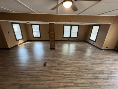 Mobile Home at 804 N Jefferson St Lot 1 Silver Lake, IN 46982