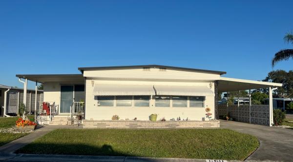 Photo 1 of 2 of home located at 6511 Tahitian Drive Bradenton, FL 34207