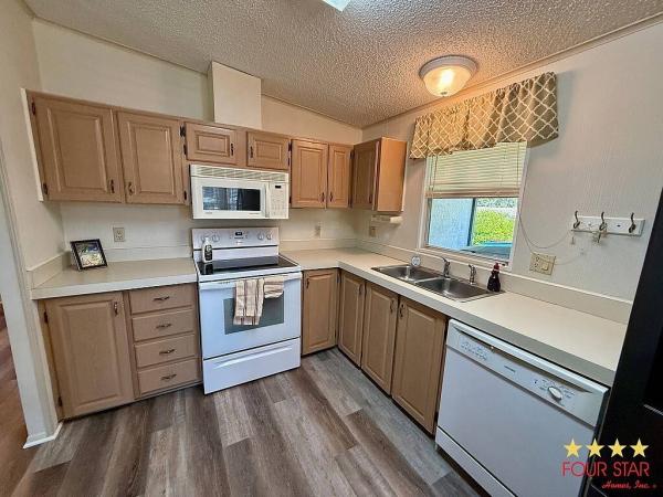 1991 MERI Mobile Home For Sale