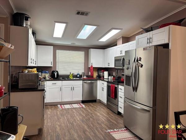 1990 MERI Mobile Home For Sale