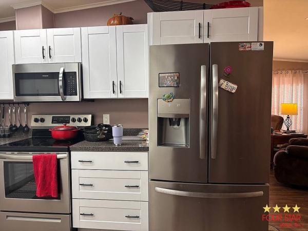 1990 MERI Mobile Home For Sale