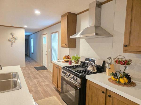 2025 Clayton Homes Colossal Mobile Home