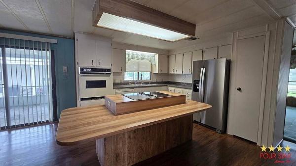 1984 PALM  Mobile Home For Sale