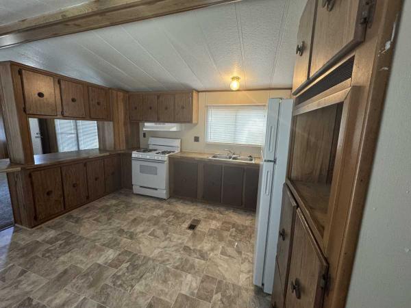 1985 Mobile Home
