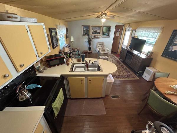 1986 Mobile Home