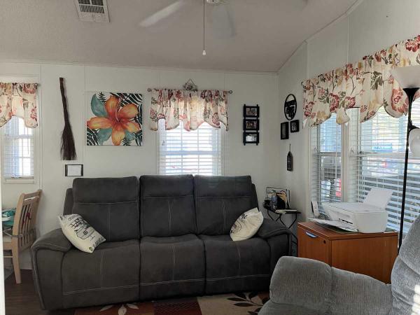 MERC1 Mobile Home For Sale