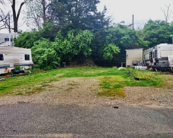 Photo 1 of 2 of home located at 4403 Madison Ave- Inmad Empty Lots Rv Madison, IN 47250