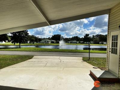 Photo 3 of 21 of home located at 979 Robin Drive Deland, FL 32724
