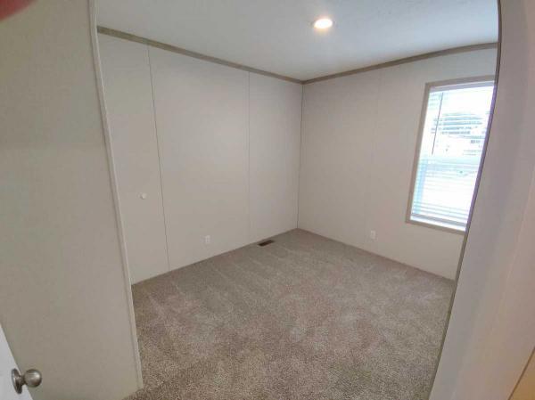 2025 Clayton Adrenaline 7616-4200 Manufactured Home