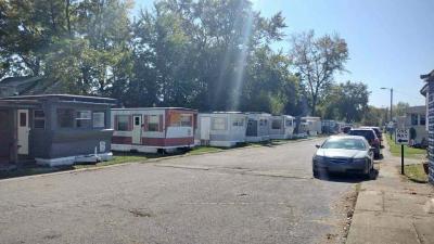 Mobile Home at 4923 Rockville Rd - Inhar Units $500 & Under Speedway, IN 46224