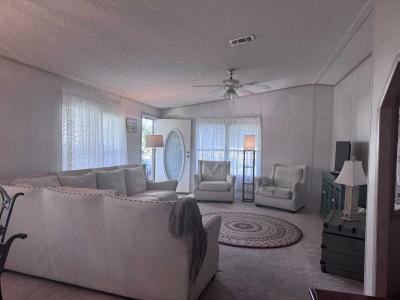 Photo 2 of 8 of home located at 319 Springtime Dr Sebring, FL 33870