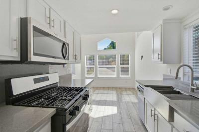 Photo 4 of 12 of home located at 3800 Bayshore Blvd. #41 Brisbane, CA 94005