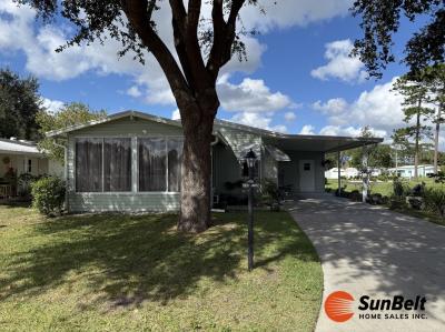 Photo 3 of 23 of home located at 987 Robin Drive Deland, FL 32724