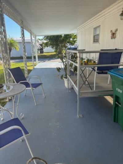 Photo 4 of 18 of home located at 3113 State Road 580, #264 Safety Harbor, FL 34695
