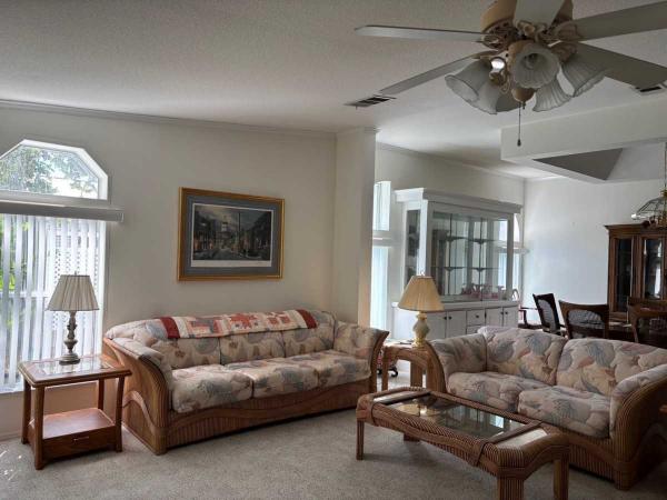 2000 Palm Harbor Fairchild Oak Manufactured Home