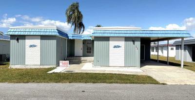 Photo 3 of 29 of home located at 7100 Ulmerton Rd. Largo, FL 33771