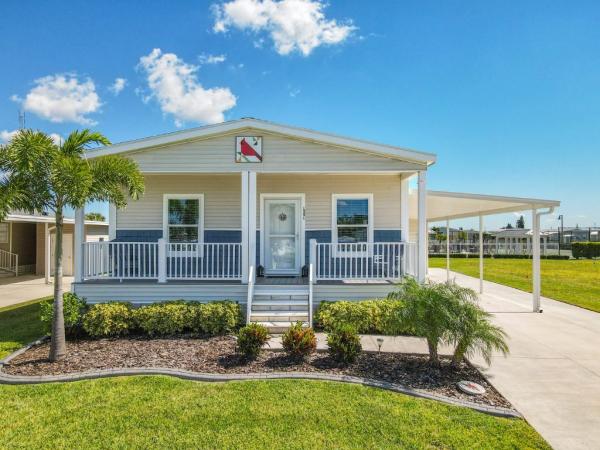 Photo 1 of 2 of home located at 1551 Whispering Pines Loop Frostproof, FL 33843