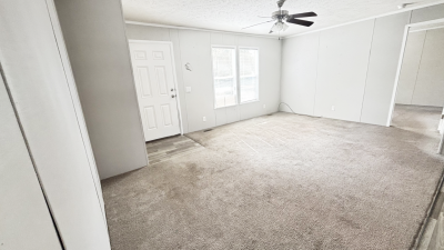 Photo 2 of 7 of home located at 2704 South Sedge, Lot 194 Mount Pleasant, MI 48858