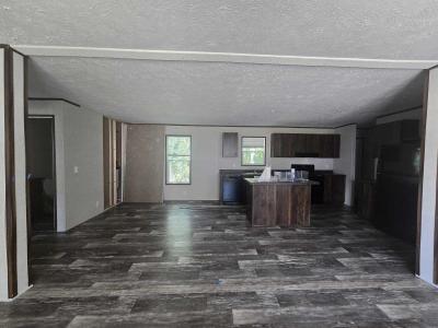 Photo 5 of 10 of home located at 16 English Village Park #56 Nixa, MO 65714