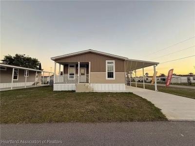 Mobile Home at 753 Sunburst Lane Frostproof, FL 33843